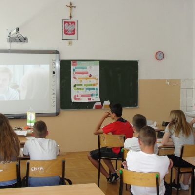 Szkolny Dzień Bezpieczeństwa Cyfrowego w Zespole Szkolno  - Przedszkolnym SP w Łazach ( gimnazjum)